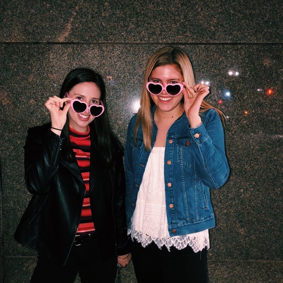 Meet your Posher, Madeline - Picture 1 of 1